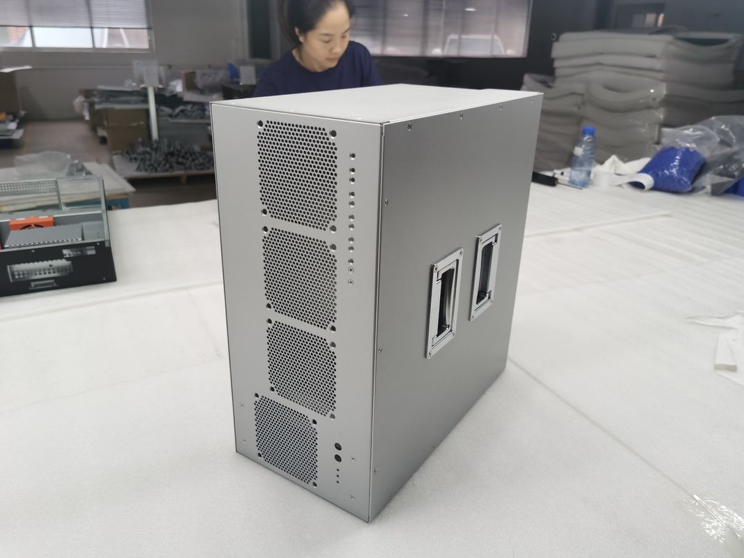 高品質のOEMシートメタル製造 機械加工 コンピュータケース部品OEMレーザー切断サービス