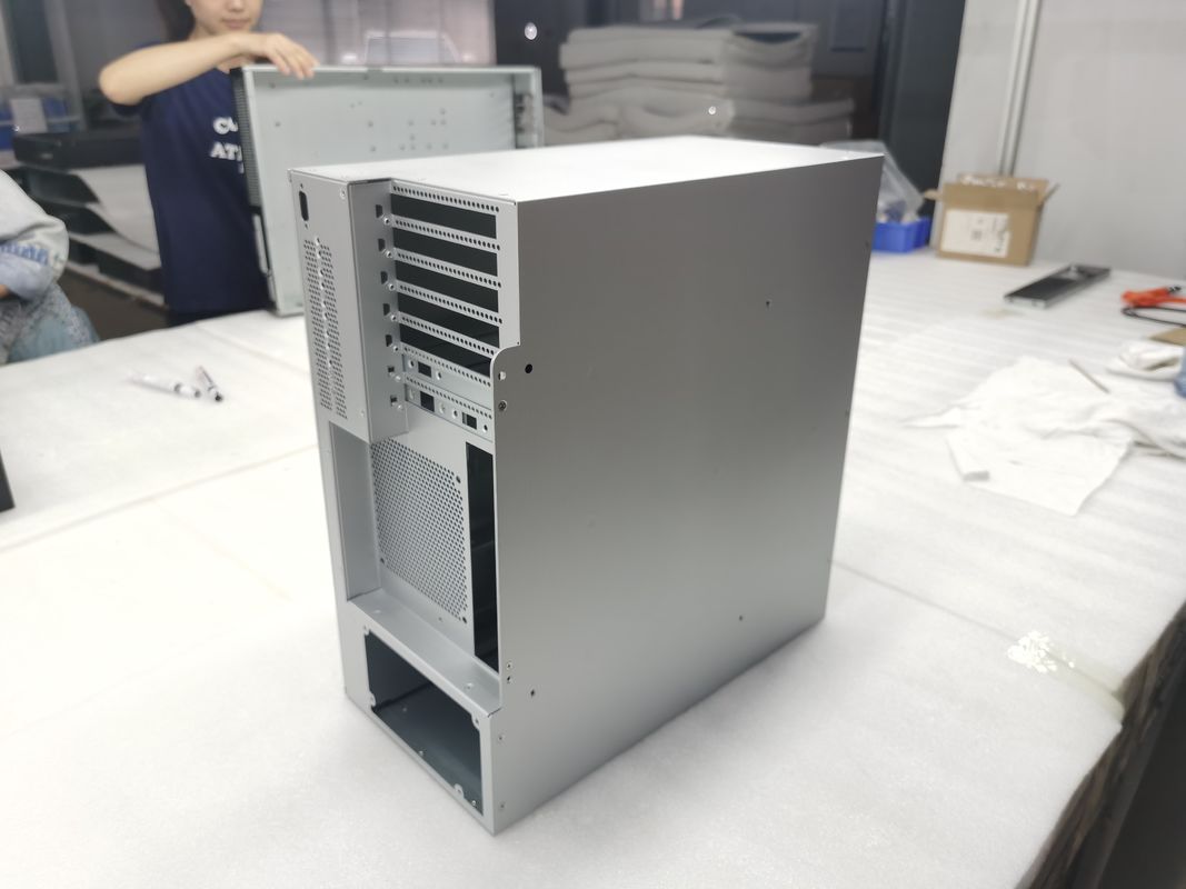 高品質のOEMシートメタル製造 機械加工 コンピュータケース部品OEMレーザー切断サービス